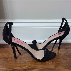 Betsey Johnson Black Suede Heels